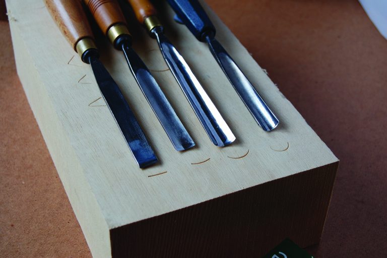Sharpening a Gouge