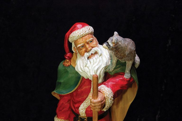 Realistic Santa Carvings